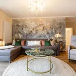 Haus Marianne Am Maar| アパート