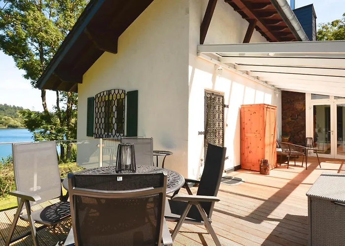 Haus Marianne Am Maar| * Schalkenmehren